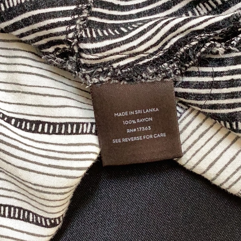 Simply‎ Vera VeraWang nightgown - Picture 8 of 8